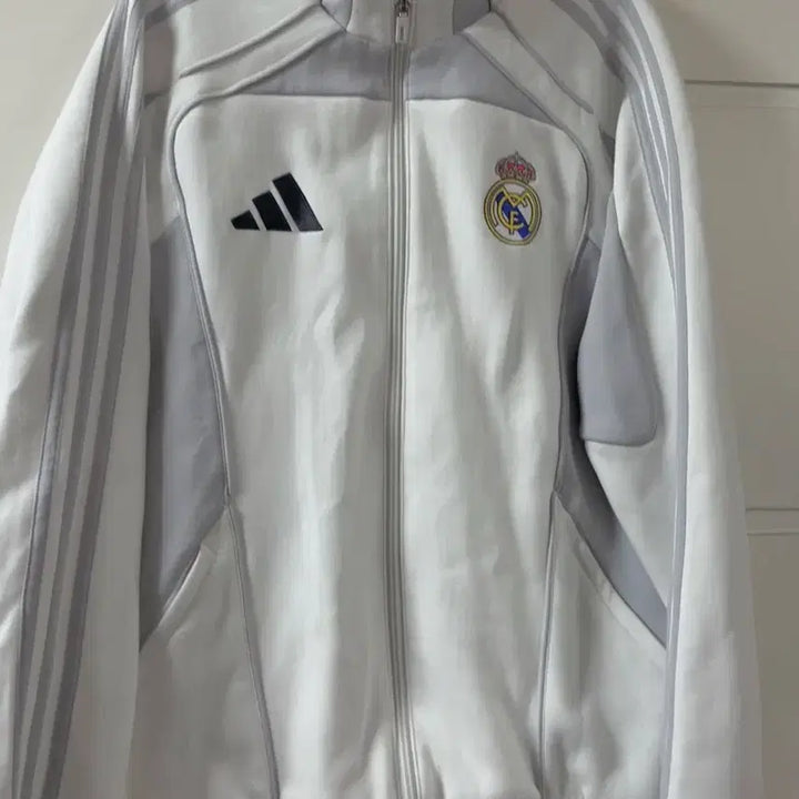 [BUNJANG] Adidas Real Madrid Track Top White S / 아디다스 레알 마드리드 트랙탑 화이트