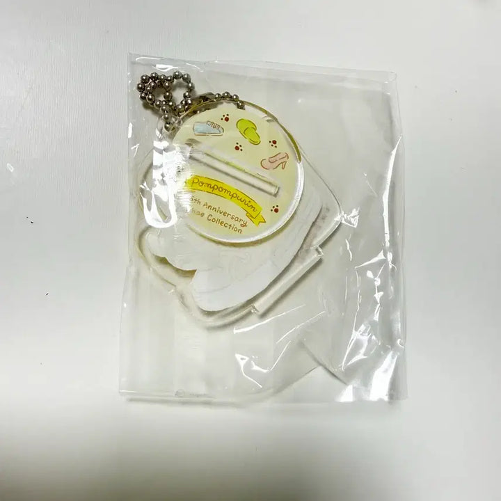 [BUNJANG] Sanrio Pompompurin Sneaker Stand Keyring / 한정) 산리오정품 폼폼푸린 운동화 스탠드키링