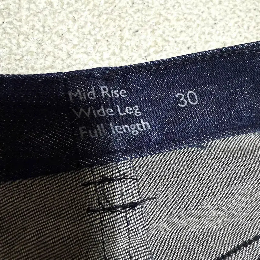 [BUNJANG] COS Wide Raw Denim Jeans / [30]코스 와이드 생지데님 팬츠 청바지 COS