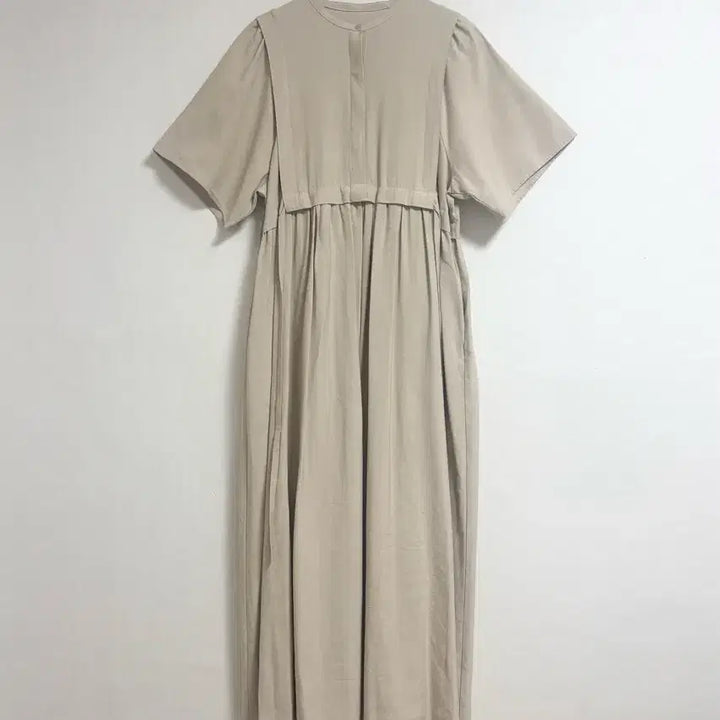 [BUNJANG] Apart by Lowrys Beige Half-Sleeve Long Dress / 베이지 반팔 롱 원피스