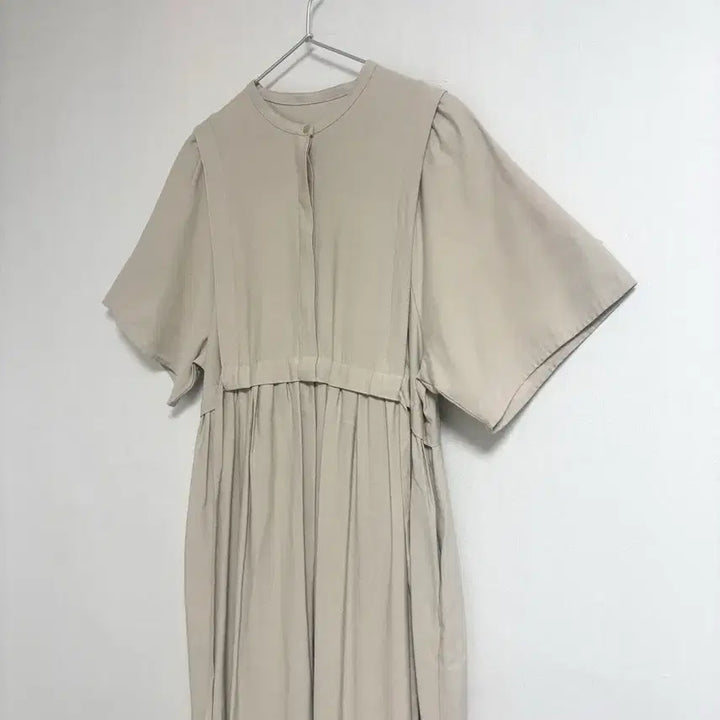[BUNJANG] Apart by Lowrys Beige Half-Sleeve Long Dress / 베이지 반팔 롱 원피스