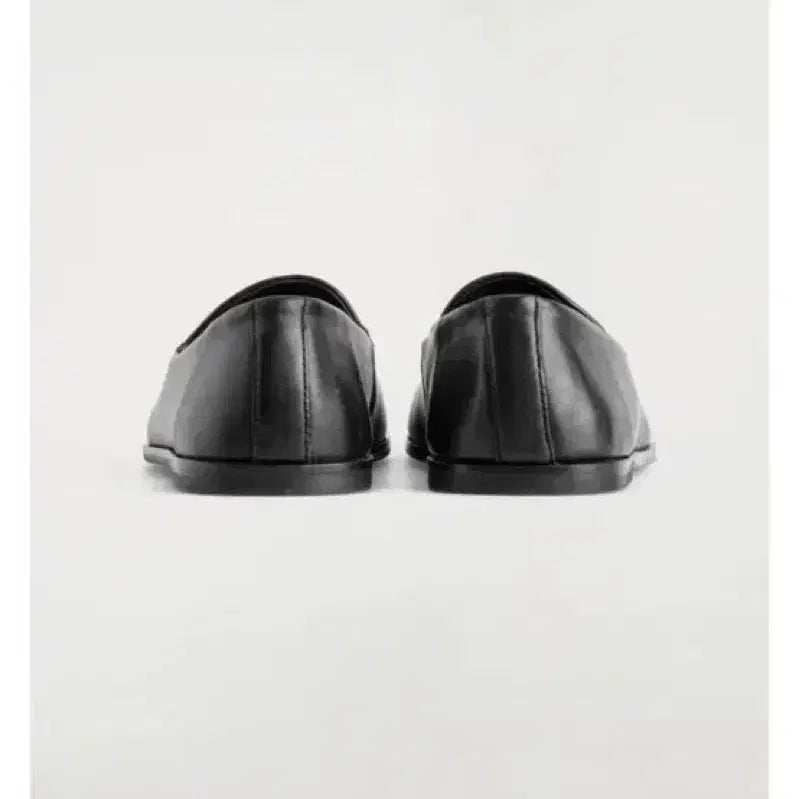 [BUNJANG] COS Classic Leather Loafers Black / COS 클래식 레더 로퍼 블랙 235 (37)