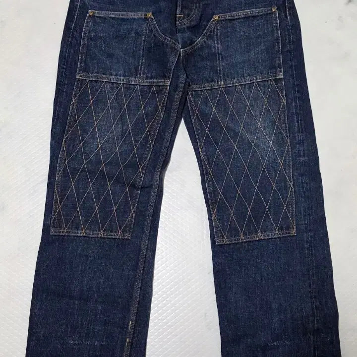 [BUNJANG] Trophy Clothing 15th Anniversary 1606 W Knee Dirt Denim / 트로피클로딩 15주년 1606 W Knee 데님