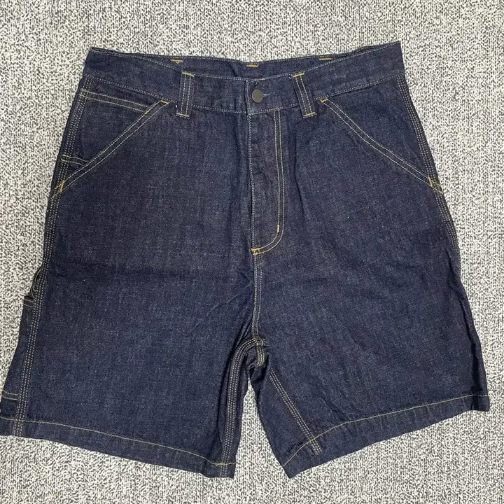 [BUNJANG] Carhartt WIP Bermuda Shorts / 칼하트 wip 버뮤다 팬츠