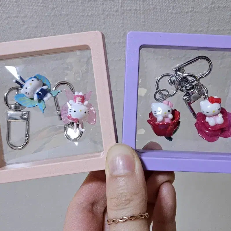 [BUNJANG] Hello Kitty Mini Figure Keyring Set / 미니미 헬로키티 키링 장식용 케이스 키티갓챠