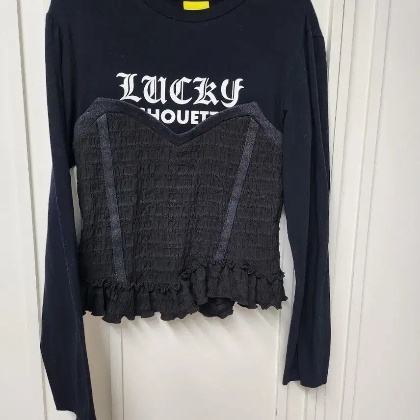 [BUNJANG] Lucky Chouette Shirred Long Sleeve T-shirt / 럭키슈에뜨 셔링 티셔츠
