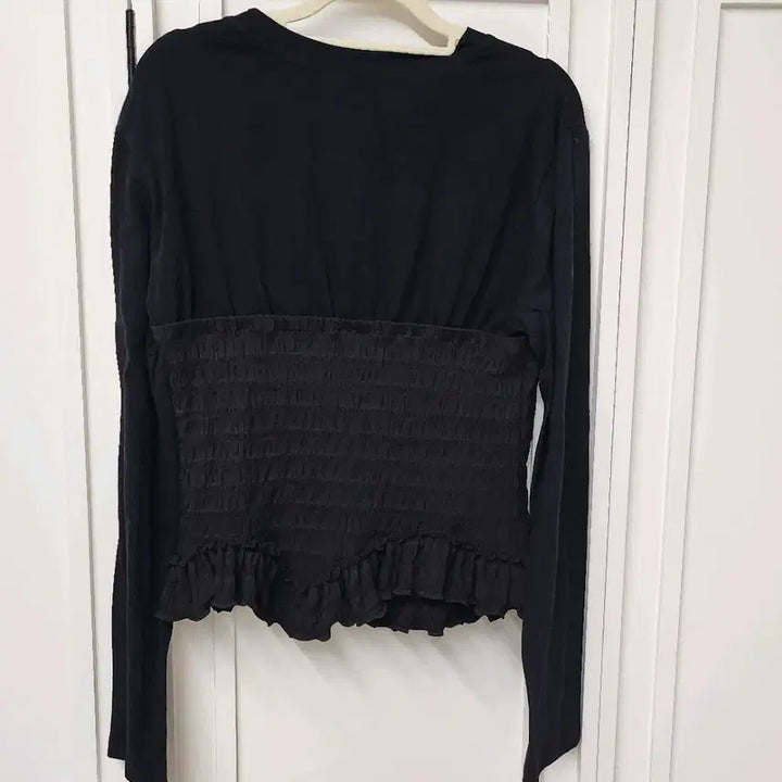 [BUNJANG] Lucky Chouette Shirred Long Sleeve T-shirt / 럭키슈에뜨 셔링 티셔츠