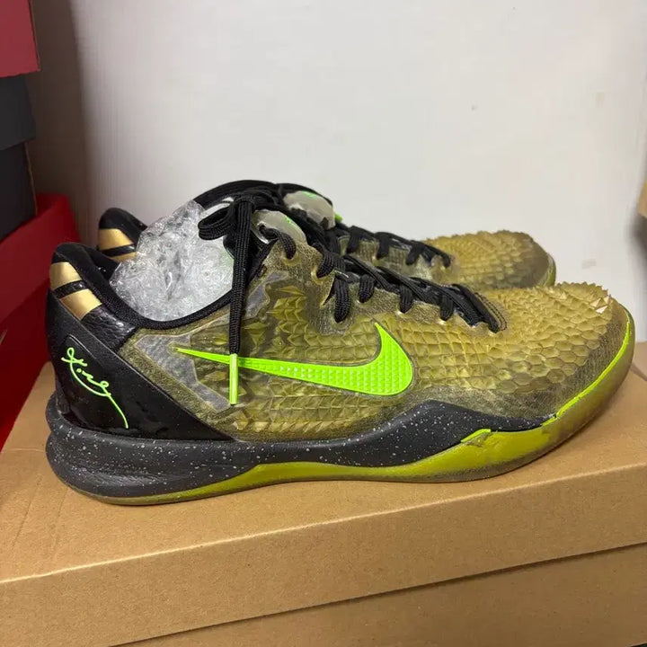 [BUNJANG] Nike Kobe 8 System SS Christmas Size 260 / [260]나이키 코비 8 시스템 SS 크리스마스