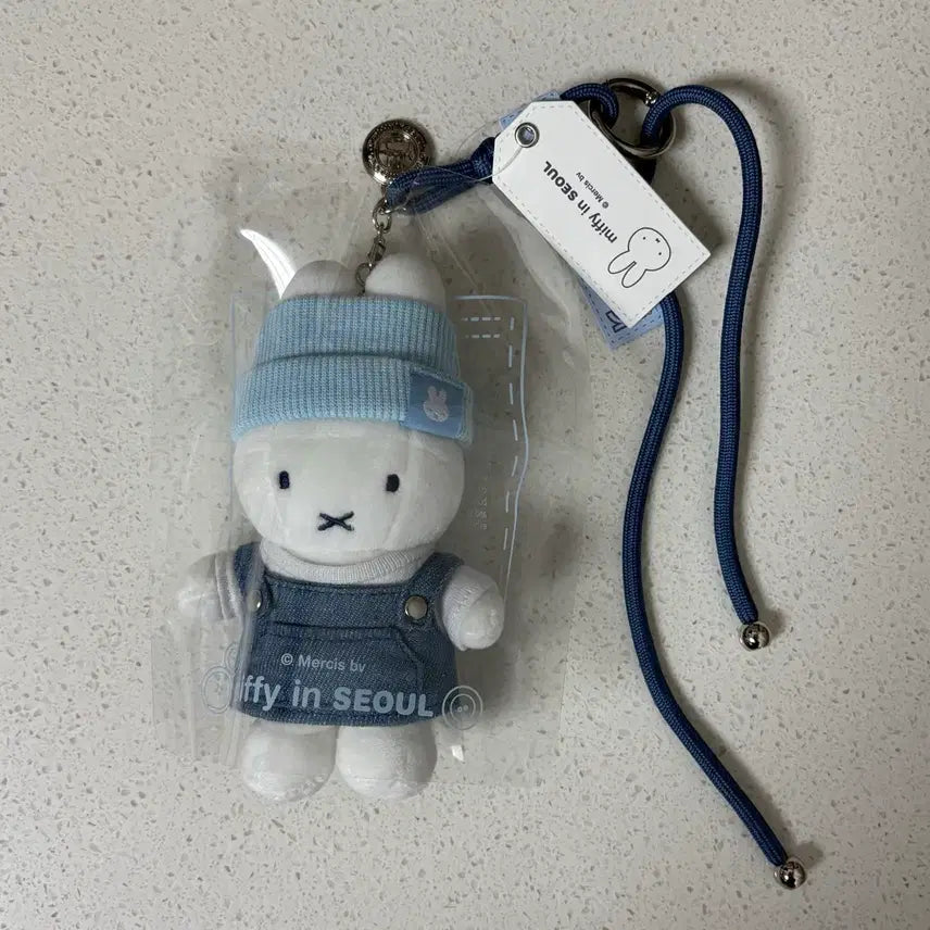[SOLD OUT] 미피 서울 데님 에디션 포피 키링 미피