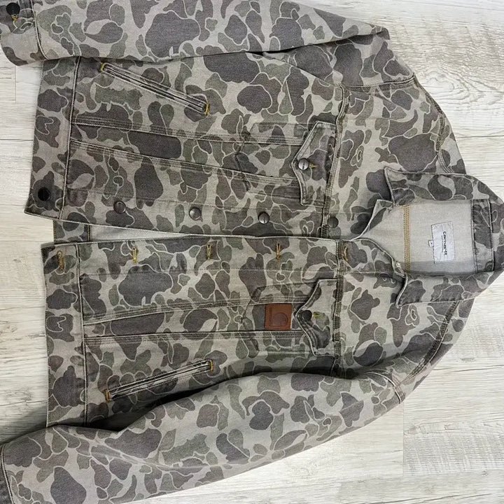 [BUNJANG] Carhartt Duck Camo Trucker Jacket Size S / 칼하트 덕카모 트러커 s사이즈