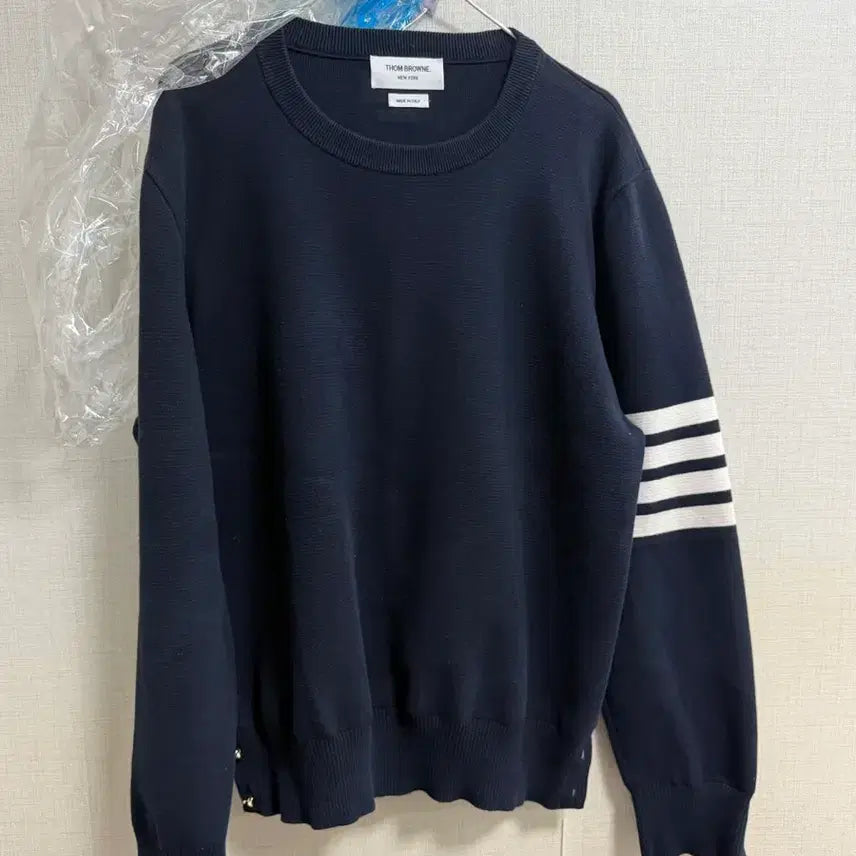 [SOLD OUT] (4,정품) 드라이완료 톰브라운 밀라노스티치 금장 니트 네이비