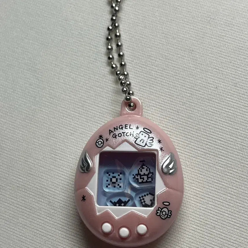[BUNJANG] Tamagotchi Shaka Shaka Keychain Pearl Pink / 샤카샤카 다마고치키링 펄핑크 새상품