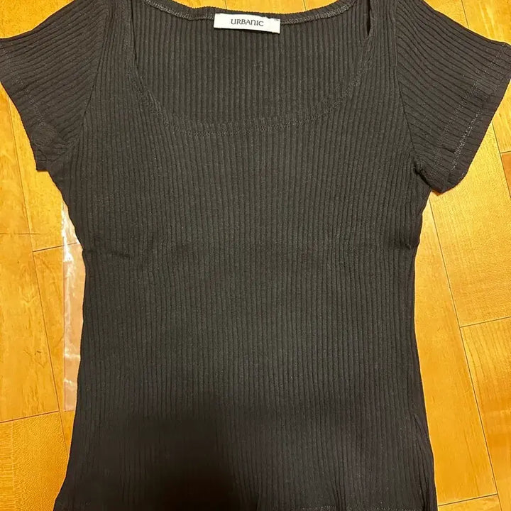[BUNJANG] URBANIC 30 Soir Black T-Shirt / URBANIC 30 Soir 블랙 티셔츠