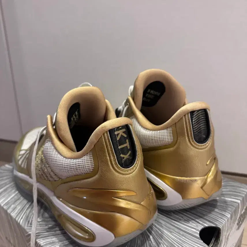 [BUNJANG] Anta Klay Thompson Signature KT10 Basketball Shoes (US Exclusive) / 안타 클레이탐슨 시그니처 KT10 농구화 270