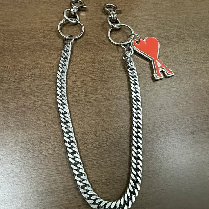 [BUNJANG] Ami Heart Logo Plain Chain Keychain Red / 아미 하트 로고 플레인 체인 키링 레드 Ami 키링 바지체인 키체인