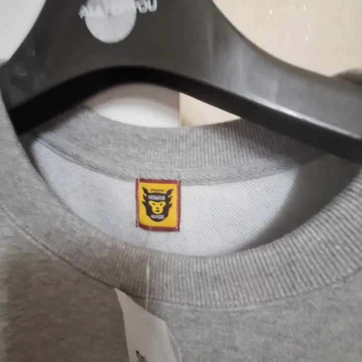 [SOLD OUT] HUMAN MADE 강아지 맨투맨 티셔츠 회색 XXL 새상품