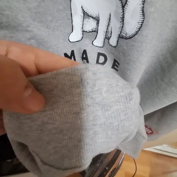 [SOLD OUT] HUMAN MADE 강아지 맨투맨 티셔츠 회색 XXL 새상품
