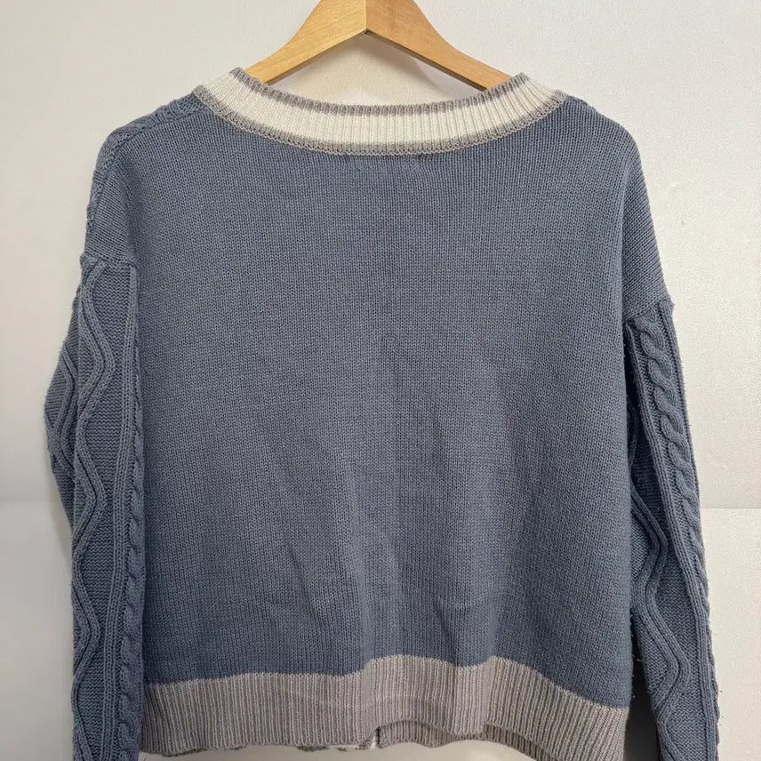 [BUNJANG] Porima Blue Cable Knit Cardigan / (포리마)블루 꽈배기 니트 가디건