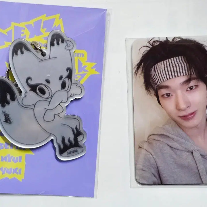 [BUNJANG] NEXZ ShowCase Entrance Photocard, Keyring Bundle Set / 넥스지 음츠크 쇼케이스 입장 포카 포토카드 키링 양도 NEXZ