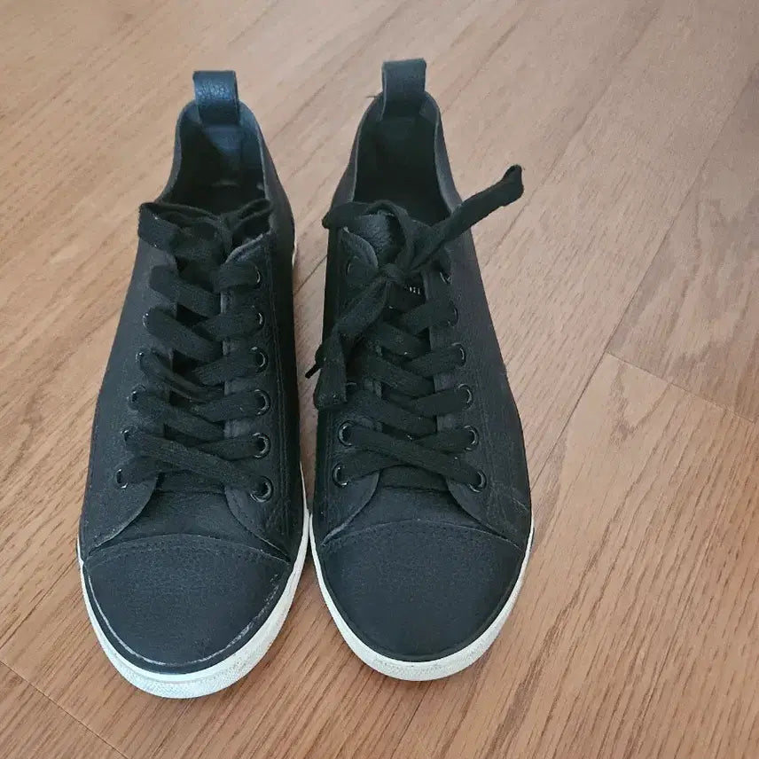 [BUNJANG] Black Leather Sneakers Low-Top Style / 블랙 레더 스니커즈 단화 스타일