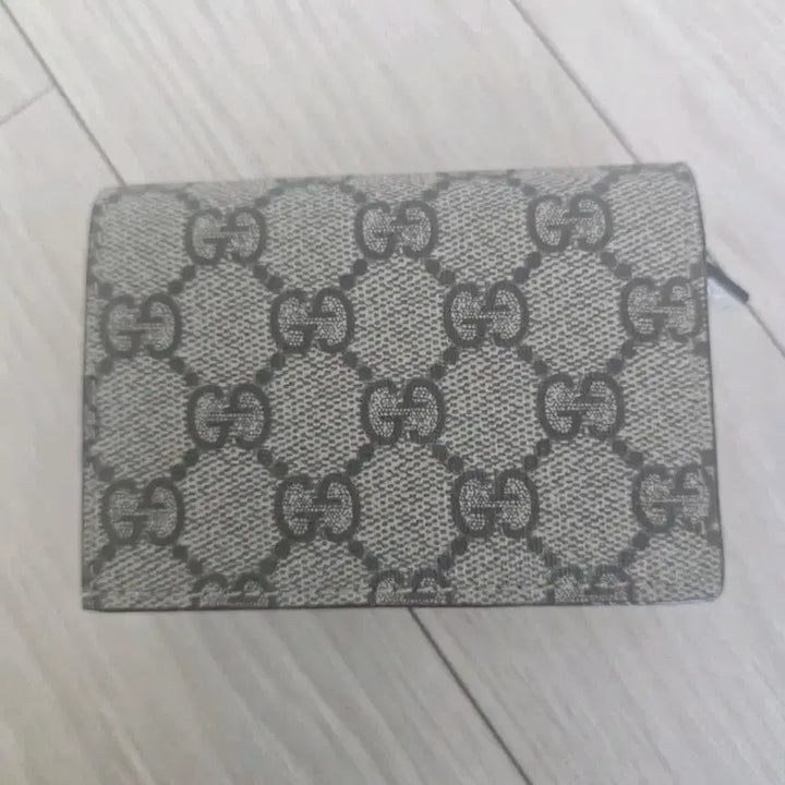 [BUNJANG] Gucci GG Marmont Bi-Color Card Case Wallet White Beige Ebony / 구찌 GG 마몽 수프림 지갑 정품 상태좋음