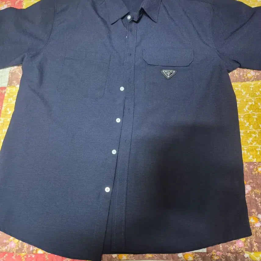 [SOLD OUT] 프라다 네이비 반팔 셔츠110
