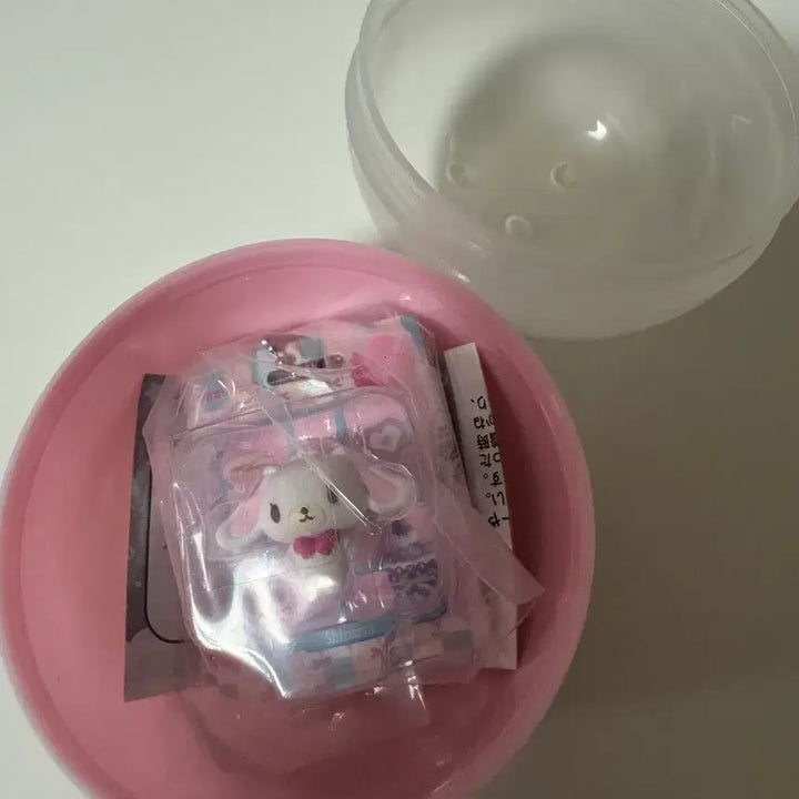 [SOLD OUT] 산리오 패키지 미니어처 가챠 미개봉 시로우사