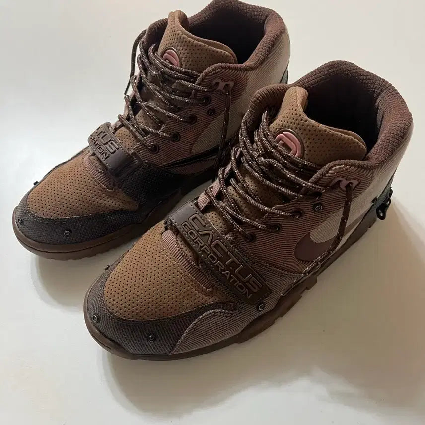 [BUNJANG] Nike x Scott Air Trainer 1 Brown / [275] 나이키 x 스캇 에어트레이너 1 브라운