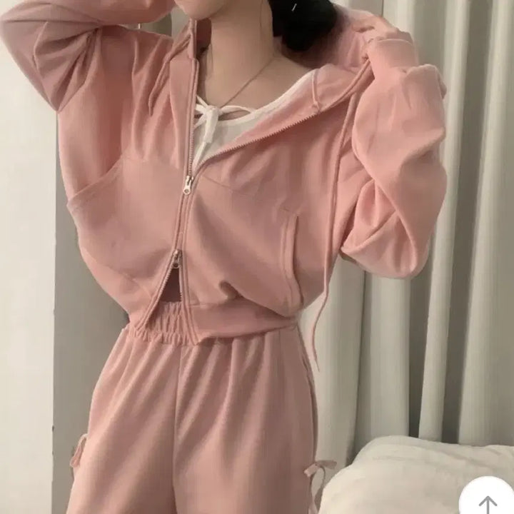 [BUNJANG] Ably Sugar Powder Two-Way Crop Hoodie Zip-up Pink / 에이블리 슈가파우더 스니커즈 투웨이 크롭 후드집업 핑크