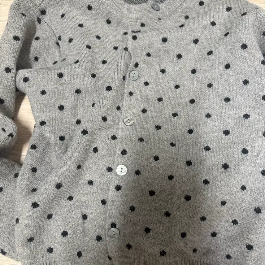 [BUNJANG] Polka Dot Cardigan Grey / 도트 땡땡이 가디건 회색 그레이