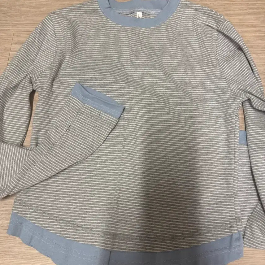 [BUNJANG] Striped Long Sleeve Shirt / 줄무늬 스트라이프 긴팔