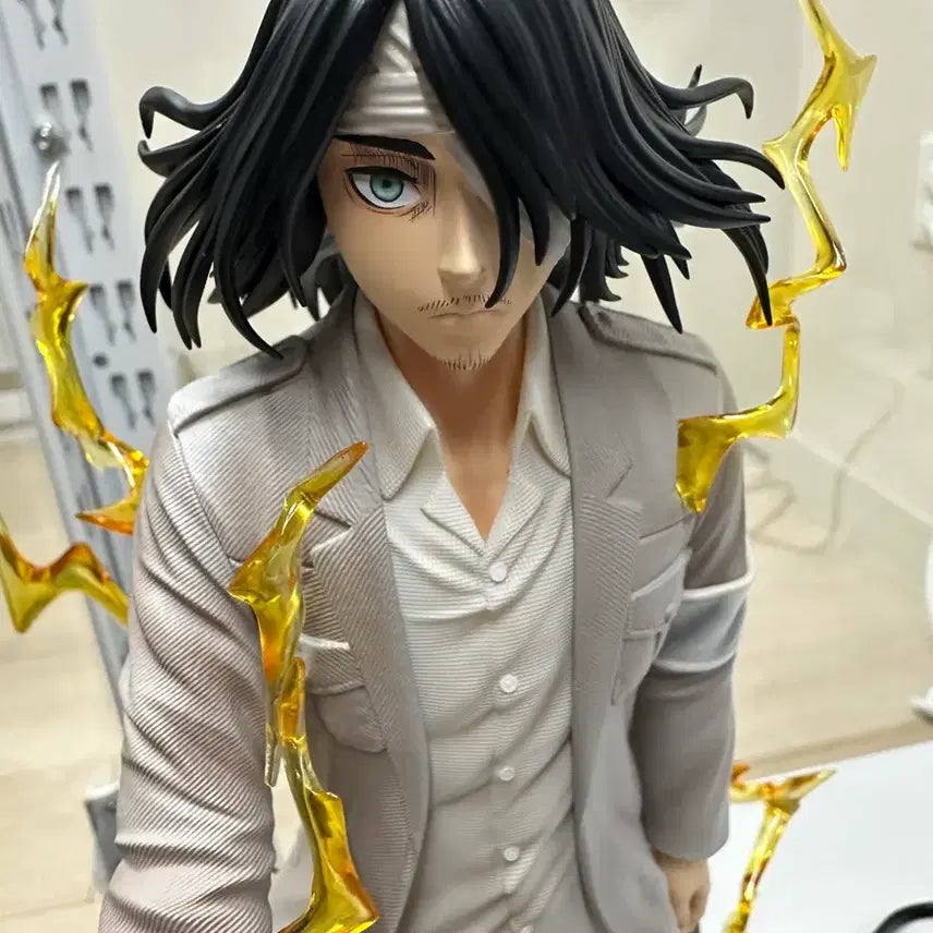 [BUNJANG] Freedom Eren Resin Statue Attack on Titan / freedom에렌 팝니다 교환가능 에렌레진 진격의거인레진