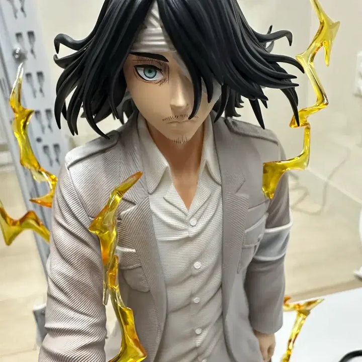 [BUNJANG] Freedom Eren Resin Statue Attack on Titan / freedom에렌 팝니다 교환가능 에렌레진 진격의거인레진