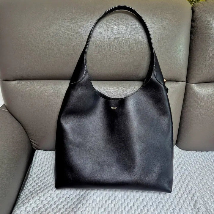 [BUNJANG] Coach Brooklyn 39 Large Tote Bag / 코치 브루클린 39 큰사이즈