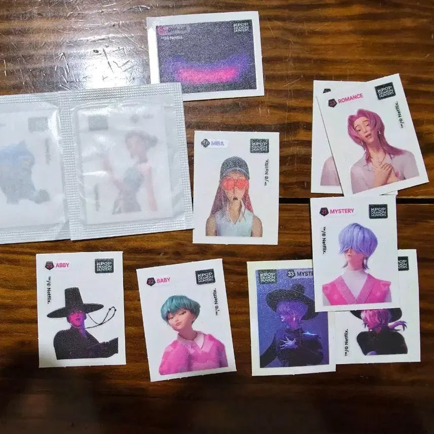 [BUNJANG] KDH Sticker Ttibuseil Bundle Set / 케데헌 스티커 띠부씰 11장 일괄