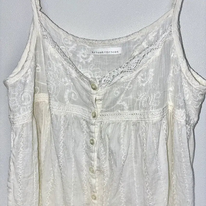 [SOLD OUT] tricot tricot 일본 빈티지 모리걸 레이스 나시 블라우스