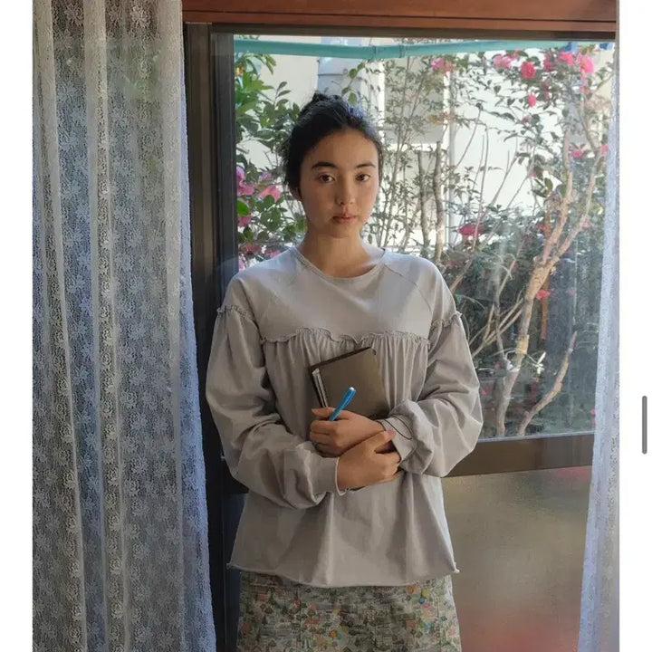 [BUNJANG] Pesto Ruffle Top / 페스토 러플티 포그