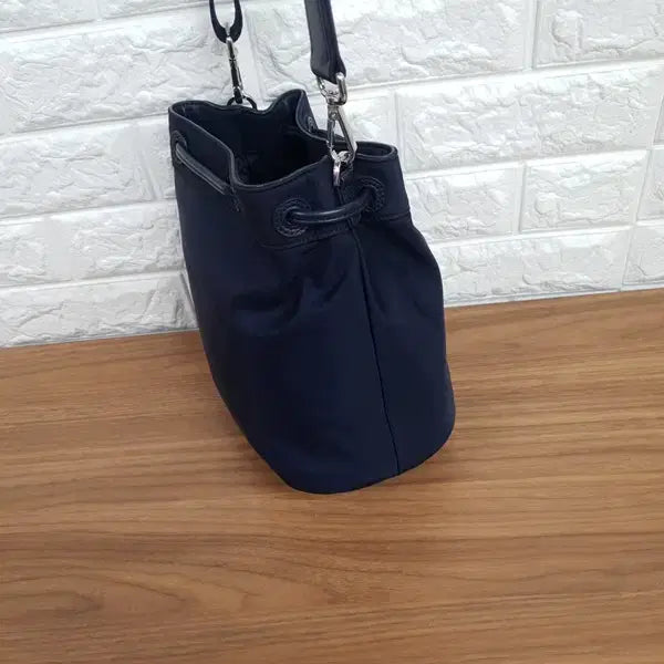 [SOLD OUT] 샘소나이트 버킷백 (토트백 &amp; 크로스백)