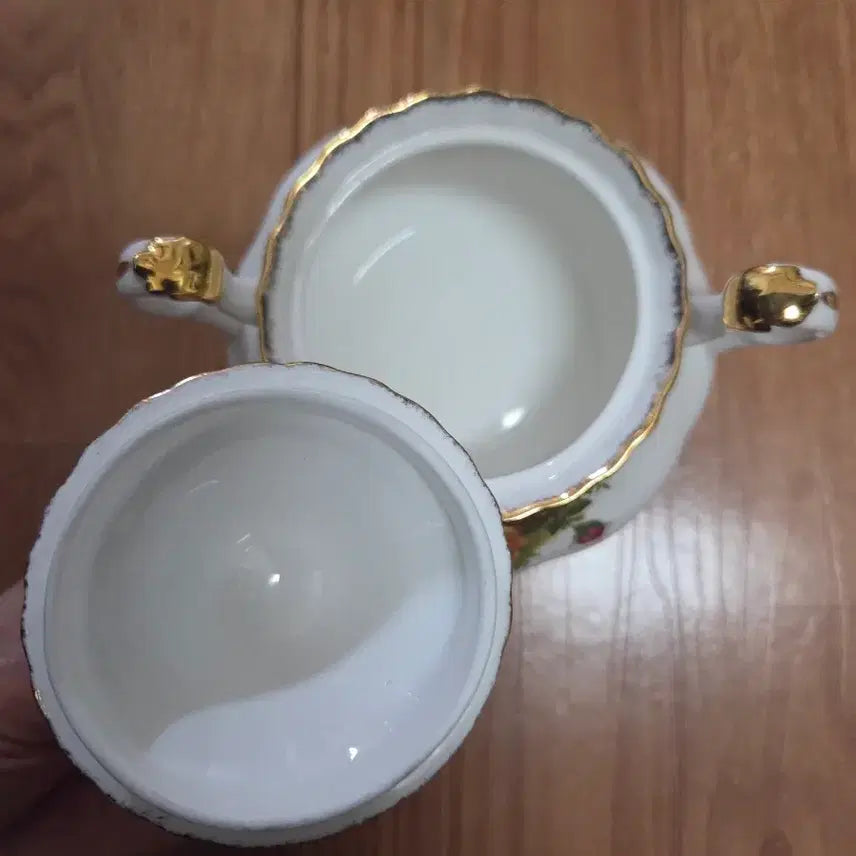 [BUNJANG] Royal Albert Two-Handle Sugar Bowl and Jug / 로얄알버트 투핸들슈거  저그