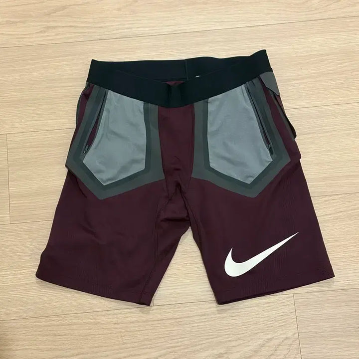 [BUNJANG] Nike x Undercover Gyakusou Technical Shorts / 갸쿠소우 테크니컬 쇼츠