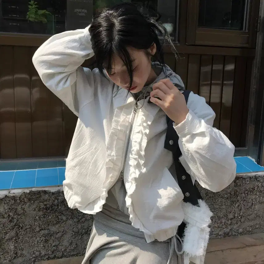 [BUNJANG] HBD Frill Zip-up Jacket / 히피디피 프릴집업