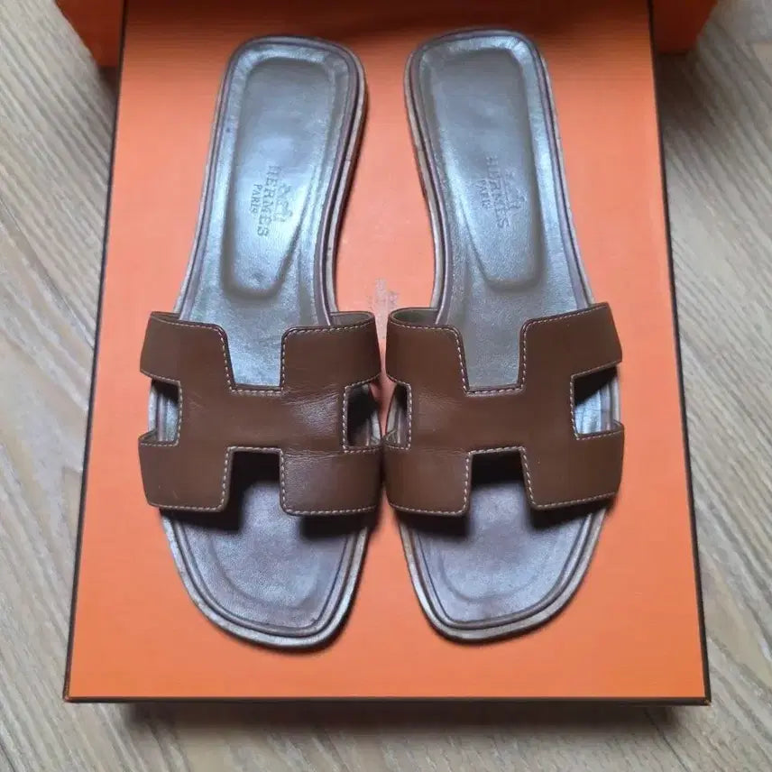 [BUNJANG] Hermes Oran Sandals Brown Women&