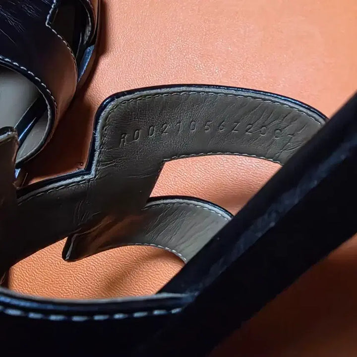 [BUNJANG] Hermes Oran Sandals Black Women&