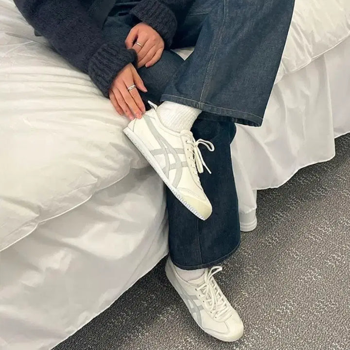 [BUNJANG] Onitsuka Tiger Mexico 66 White Light Sage Sneakers / [새상품]265 사이즈 오니츠카 타이거 멕시코 66 화이트 라이트 세이지