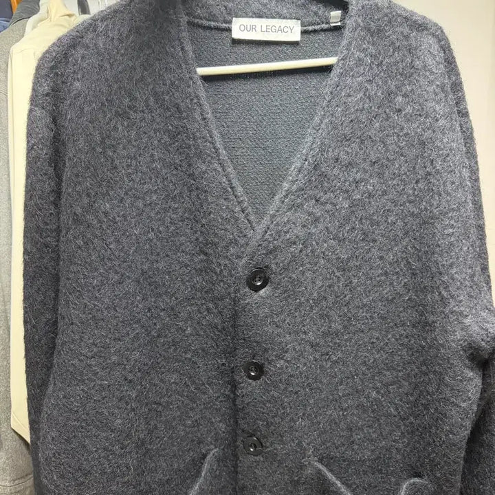 [SOLD OUT] 아워레가시 블랙 모헤어 가디건(50)