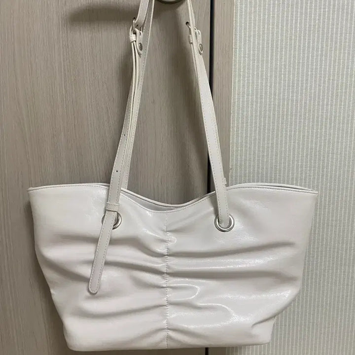 [BUNJANG] Mur무르 프리백 화이트 / Mur무르 프리백 화이트