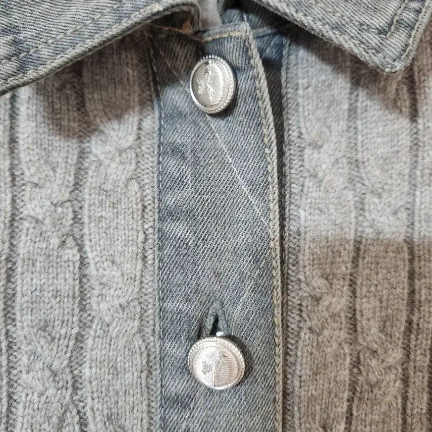 [BUNJANG] MICHAA Denim Trim Cable Knit Cardigan / MICHAA 미샤 케이블 니트 가디건