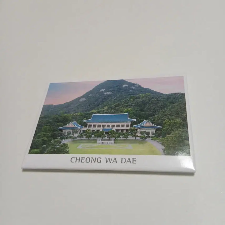 [BUNJANG] Cheong Wa Dae Main Building Magnet Korea Travel Souvenir / 서울 청와대 본관 마그넷 지역 여행 대한민국 한국 자석 굿즈