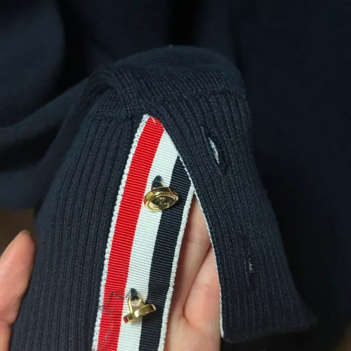 [BUNJANG] Thom Browne Navy Knit / 톰브라운 니트 (네이비)