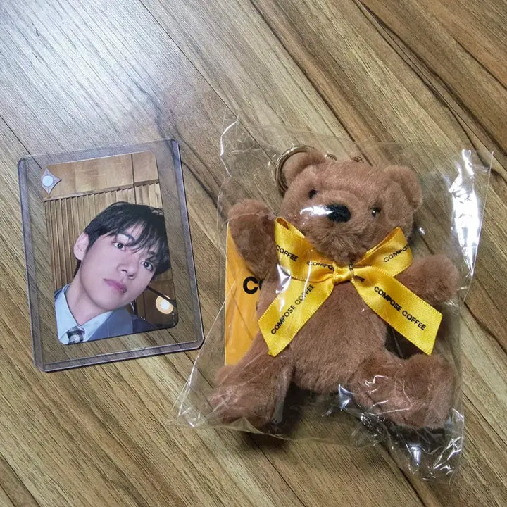 [SOLD OUT] (택포 미개봉)BTS V 뷔 포카 컴포즈 한모곰 키링 아리랑